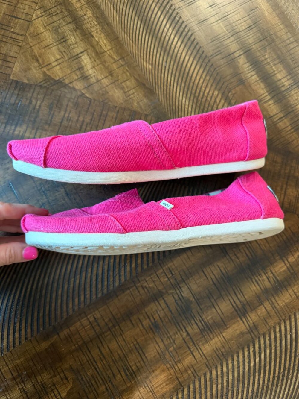 Women’s Toms Pink Canvas Classic Slip-On Flats - Picture 4 of 6